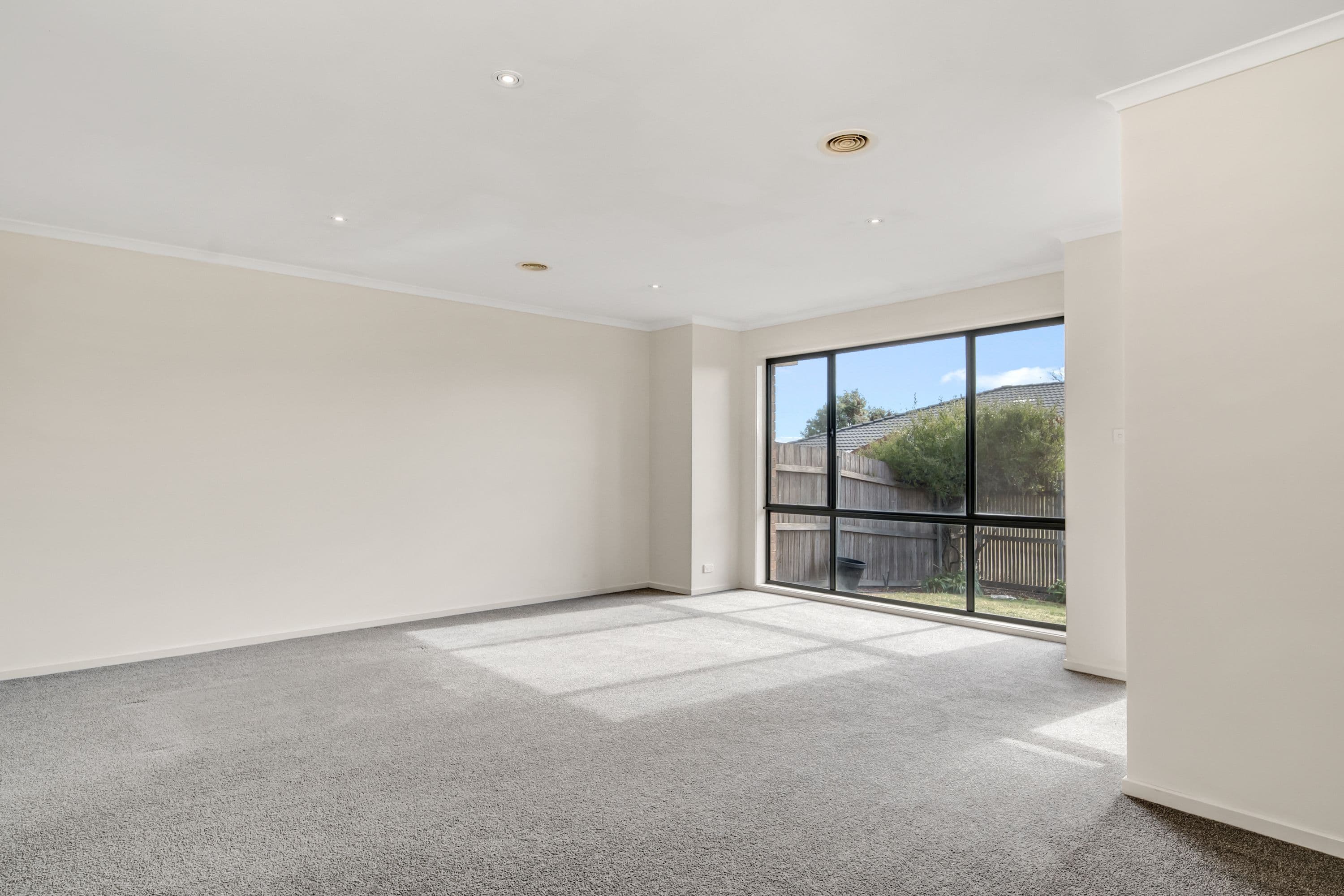 11 Tea Gardens, Gungahlin ACT 2912, Gungahlin - Thumbnail 2
