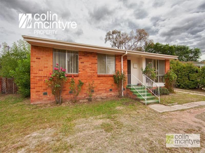 32 Gluyas Street, FARRER ACT 2607, Farrer - Image 1