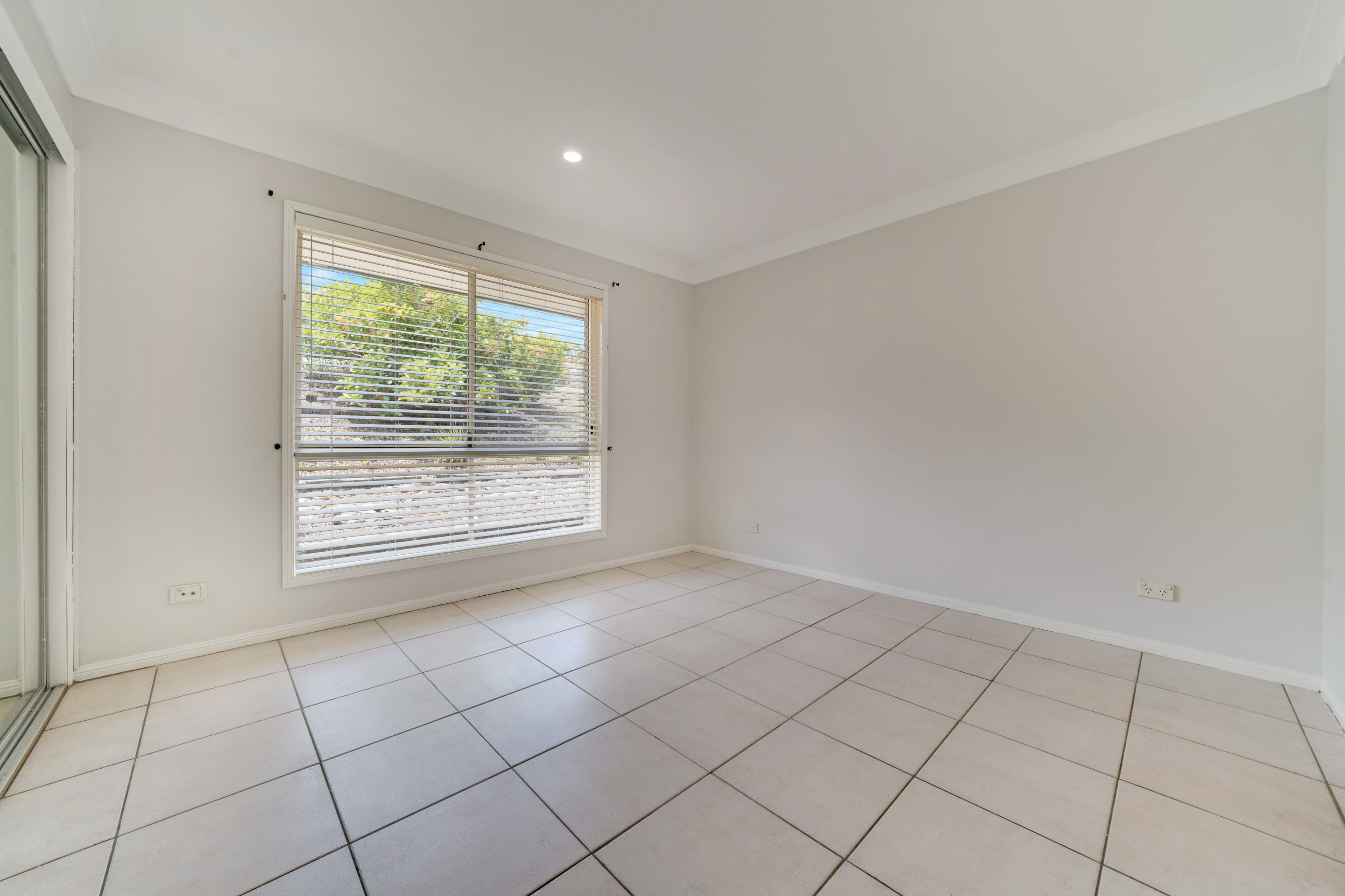 42 Kummara Road, Edens Landing QLD 4207, Edens Landing - Thumbnail 7