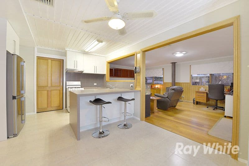8 Glenfern Road, Ferntree Gully VIC 3156, Ferntree Gully - Thumbnail 5