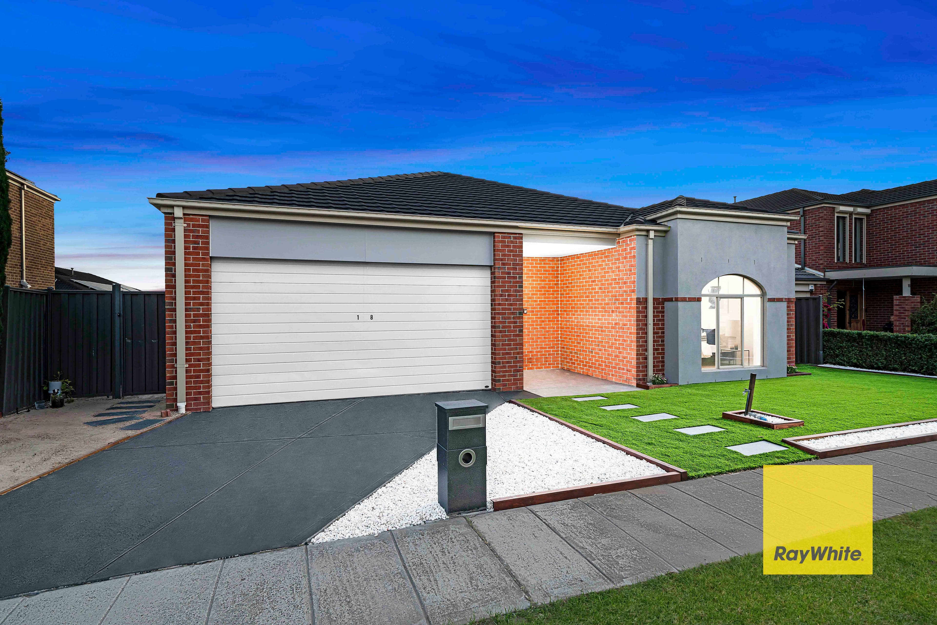 18 Lindeman Street, Tarneit VIC 3029, Tarneit - Thumbnail 2