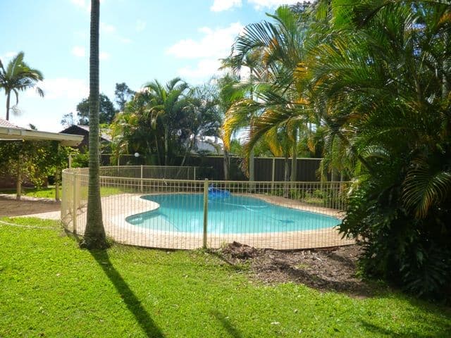 61 Mattocks Road, BURLEIGH WATERS QLD 4220, Burleigh Waters - Thumbnail 2