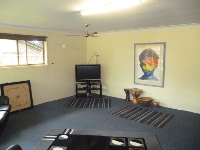 61 Mattocks Road, BURLEIGH WATERS QLD 4220, Burleigh Waters - Thumbnail 3