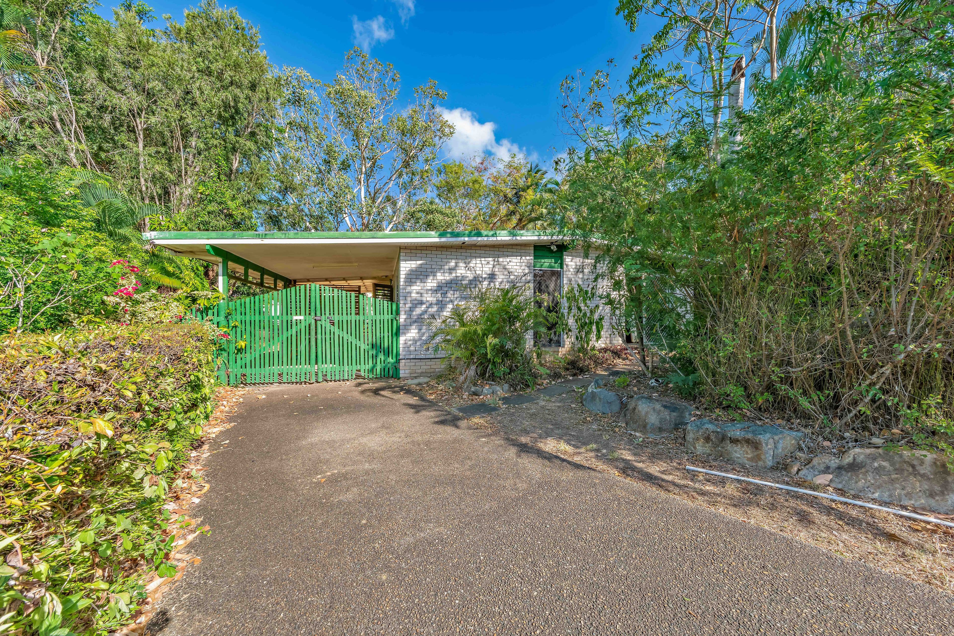 17 Manooka Drive, Cannonvale QLD 4802, Cannonvale - Thumbnail 3