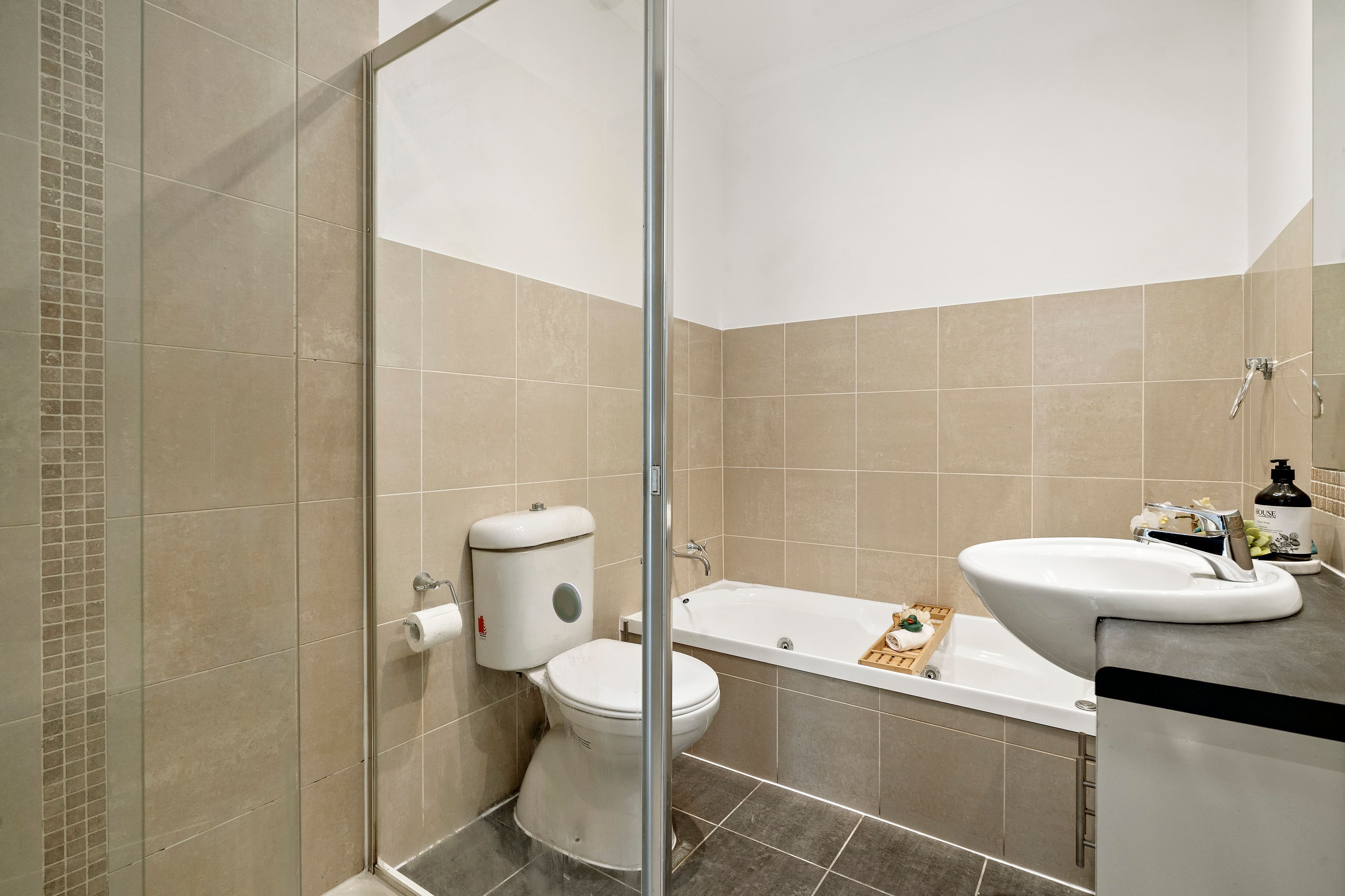 6 Glenora Street, Chadstone VIC 3148, Chadstone - Thumbnail 6