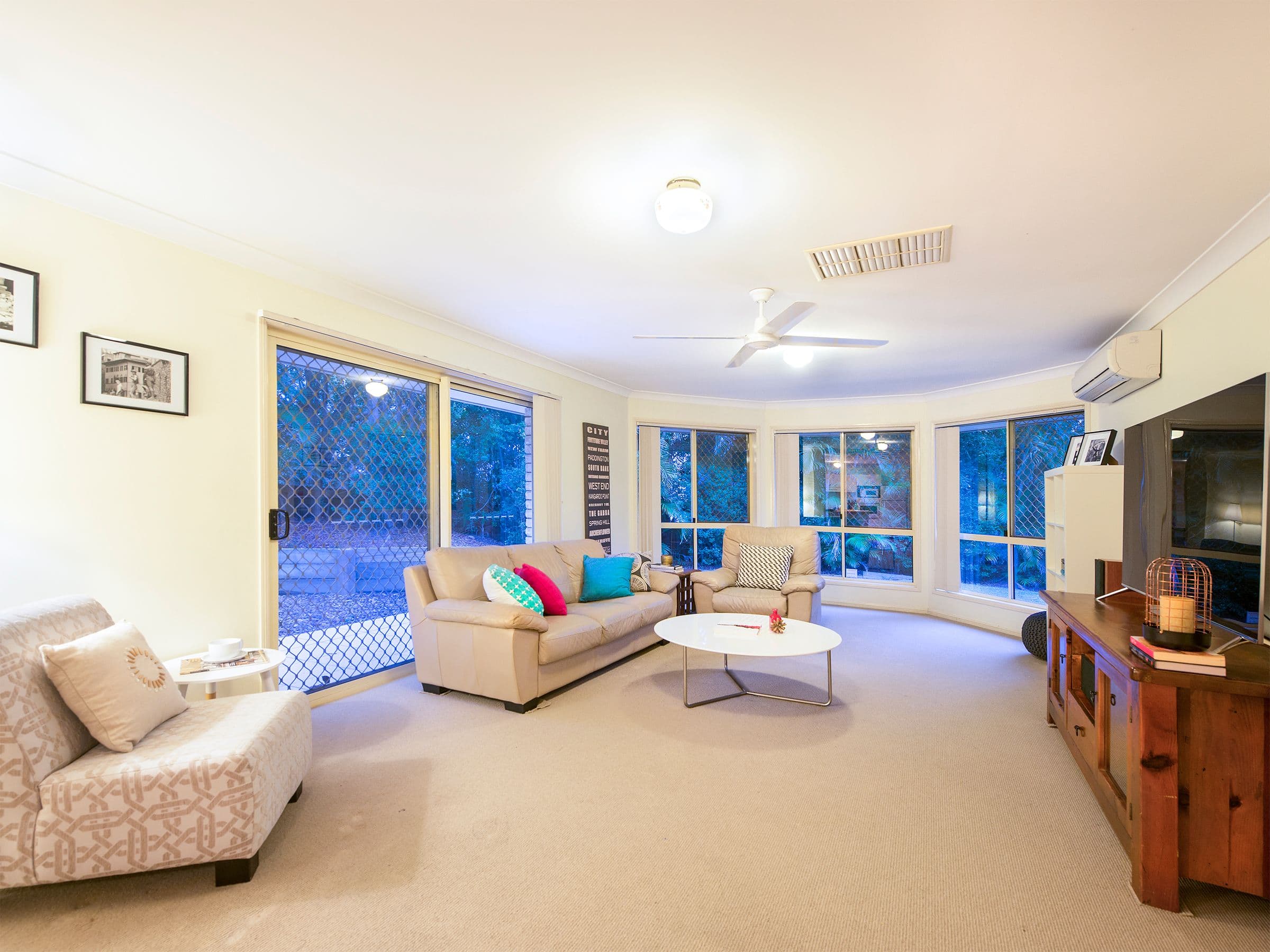 11 Ngairi Close, Eight Mile Plains QLD 4113, Eight Mile Plains - Thumbnail 2
