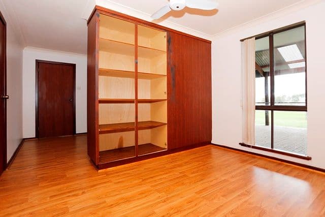 84 Peters Road, MUCHEA WA 6501, Muchea - Thumbnail 4