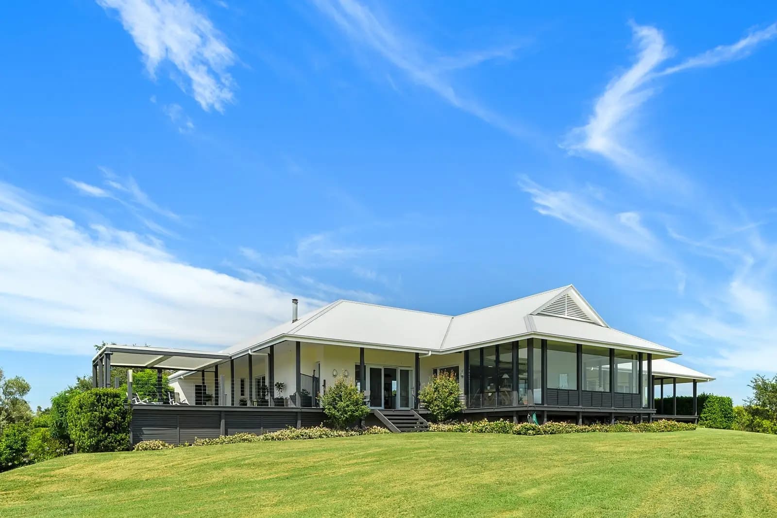 11 Galahad Crescent Castle Hill, Grafton - Image 1