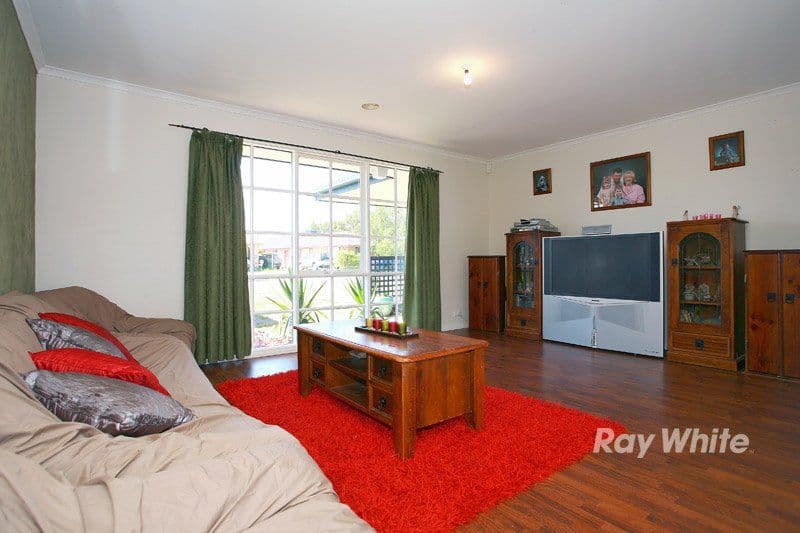 7 Woodbine Road, CRANBOURNE VIC 3977, Cranbourne North - Thumbnail 7