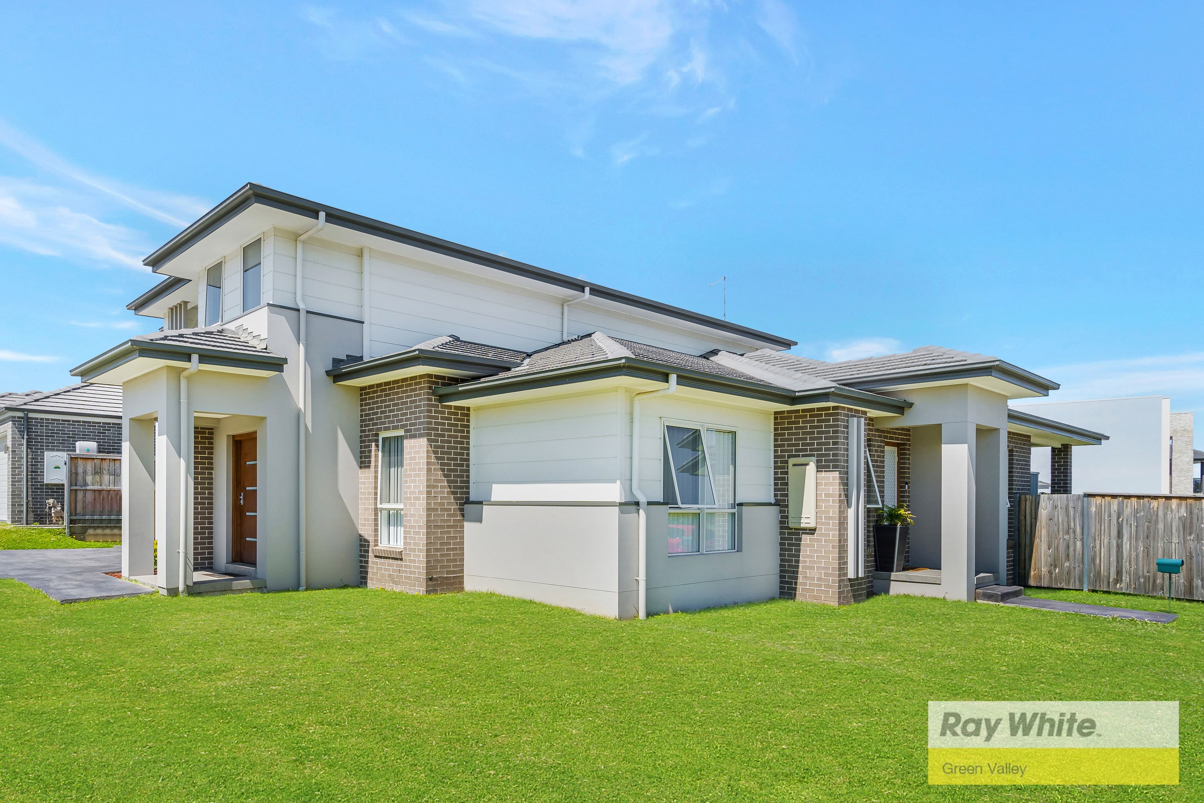 15 Centaurus Street, Campbelltown NSW 2560, Campbelltown - Thumbnail 2