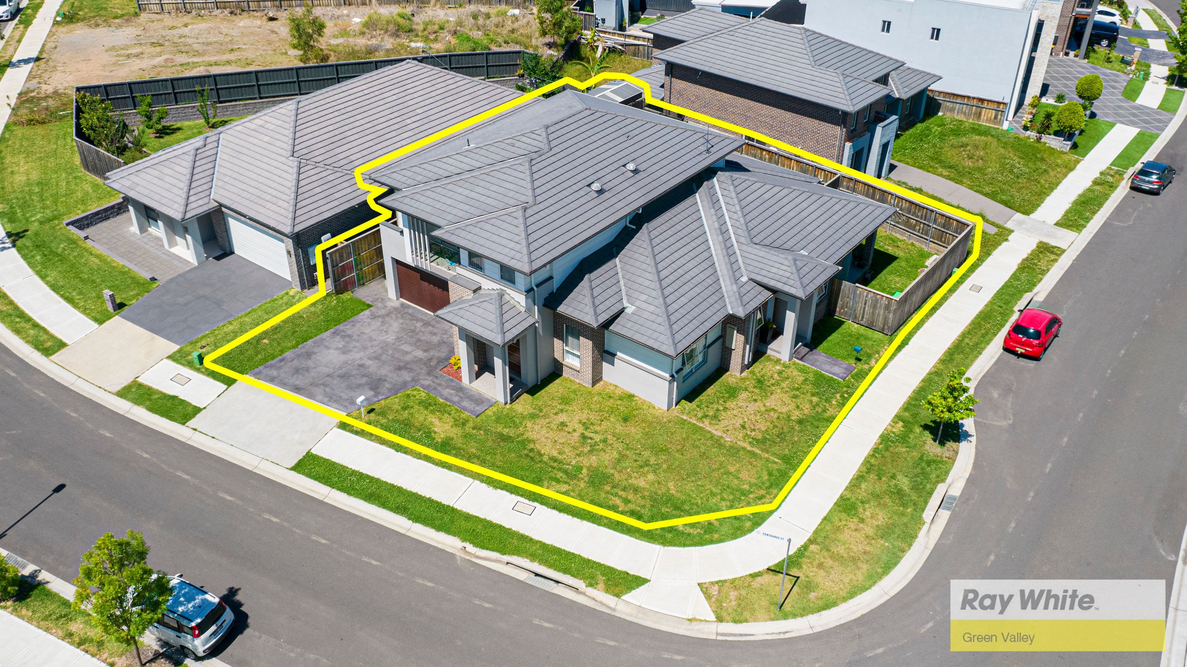 15 Centaurus Street, Campbelltown NSW 2560, Campbelltown - Thumbnail 3