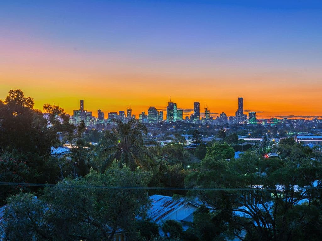 52 Brae Street, Coorparoo QLD 4151, Coorparoo - Thumbnail 2
