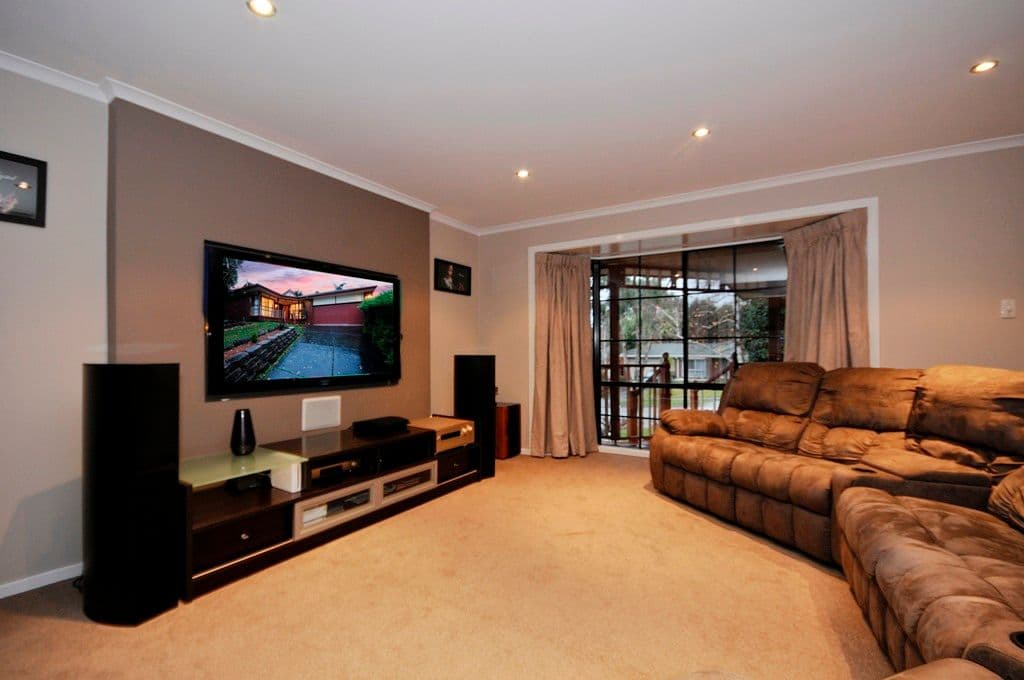 138 LAKEVIEW Drive, LILYDALE VIC 3140, Lilydale - Thumbnail 3