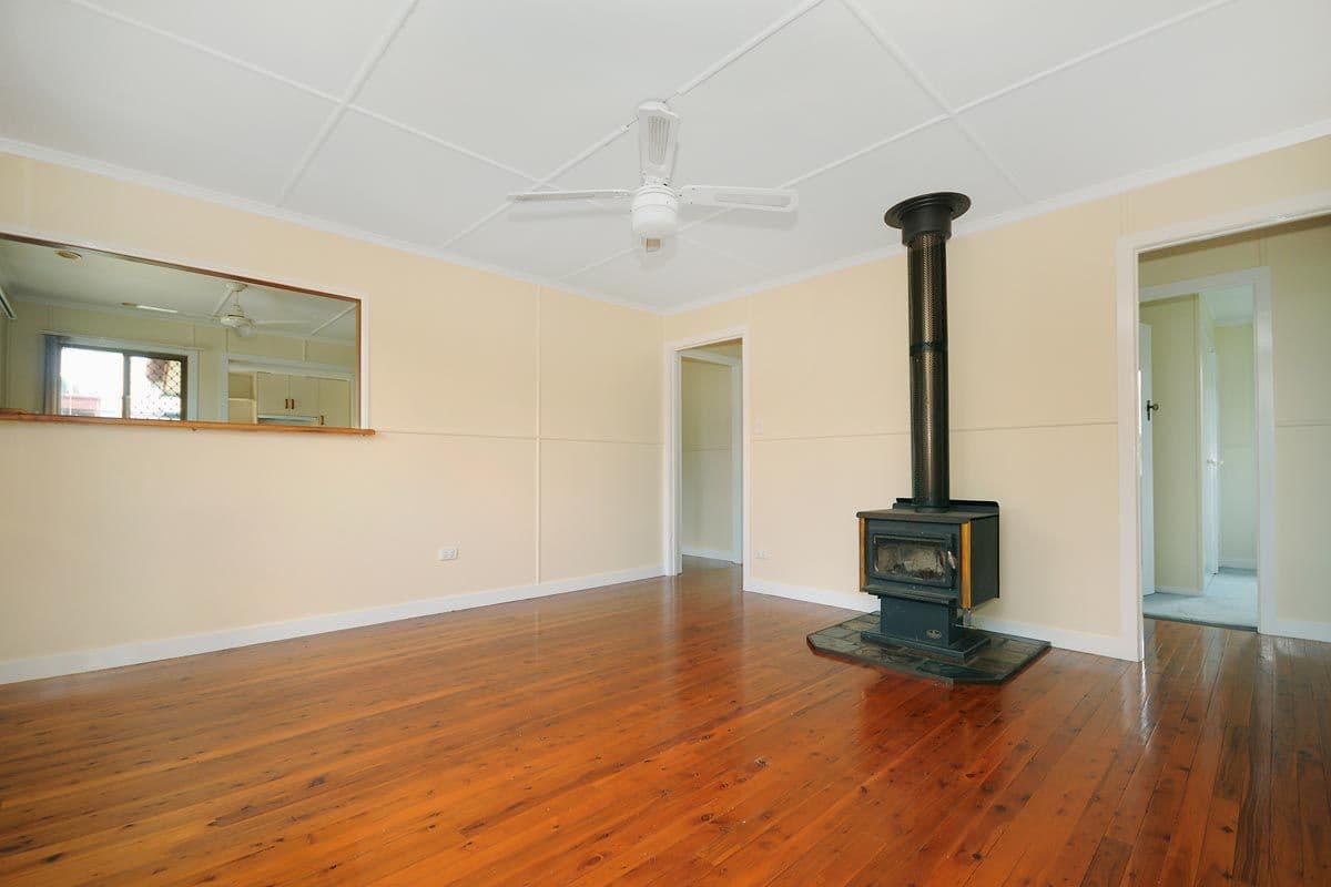 320 Bridge Street, NEWTOWN QLD 4350, Newtown - Thumbnail 2