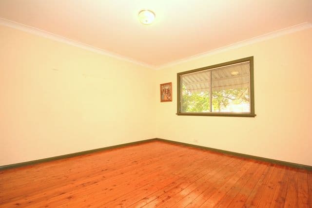 43  Endeavour Road, GEORGES HALL NSW 2198, Georges Hall - Thumbnail 2