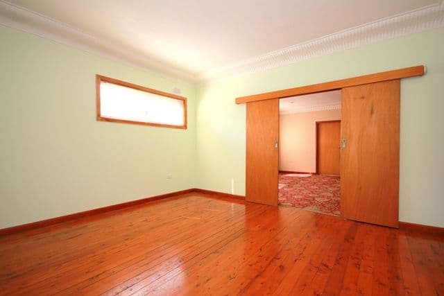 43  Endeavour Road, GEORGES HALL NSW 2198, Georges Hall - Thumbnail 4