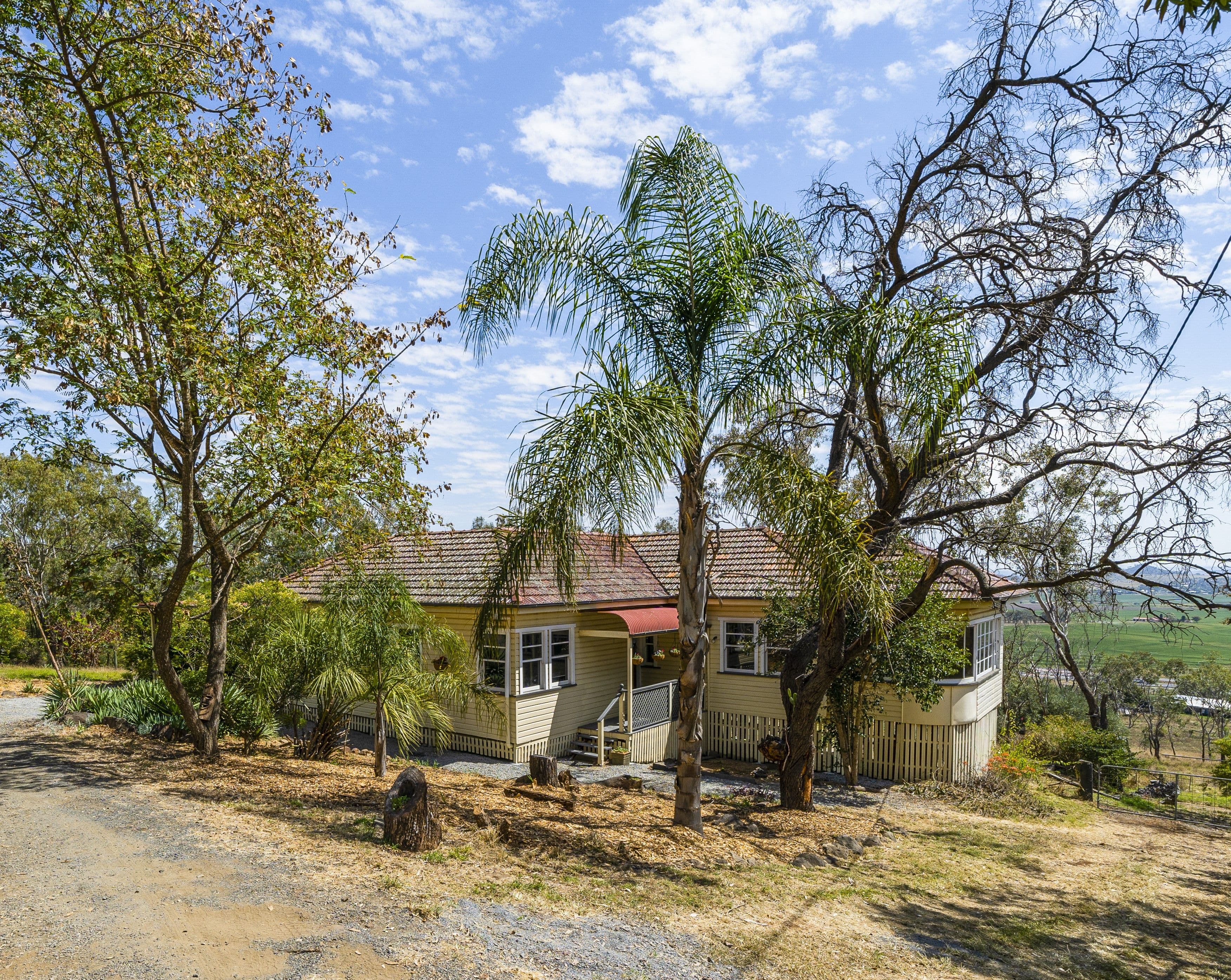 17 Linora Drive, Gowrie Mountain QLD 4350, Gowrie Mountain - Thumbnail 2