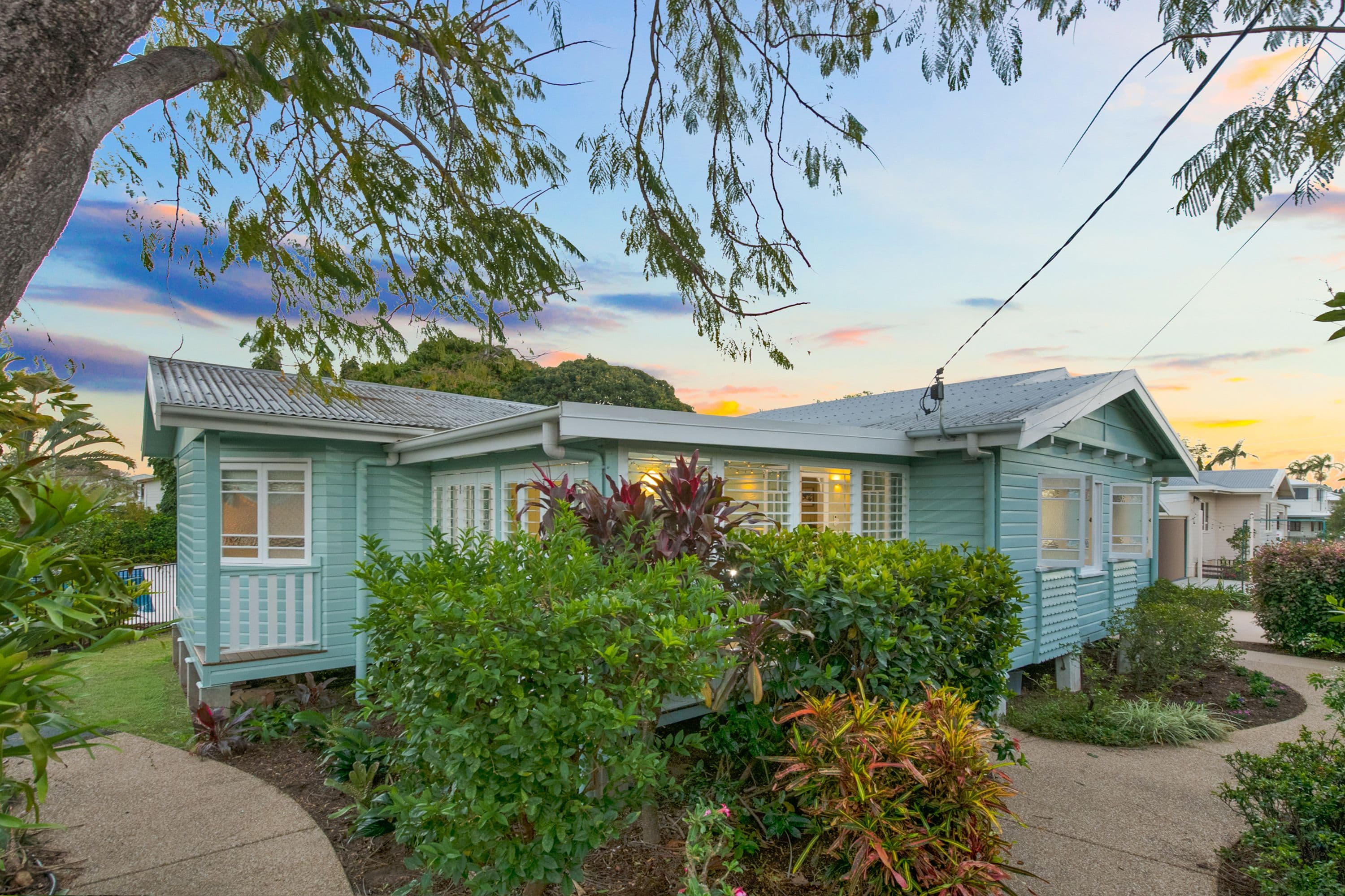 12 Kelly Street, Mundingburra QLD 4812, Mundingburra - Image 1