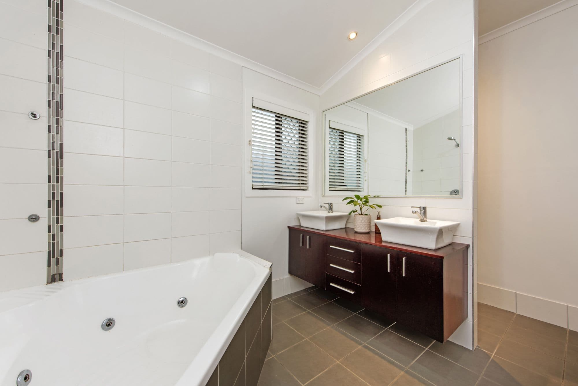 15 Price Street, Oxley QLD 4075, Oxley - Thumbnail 7
