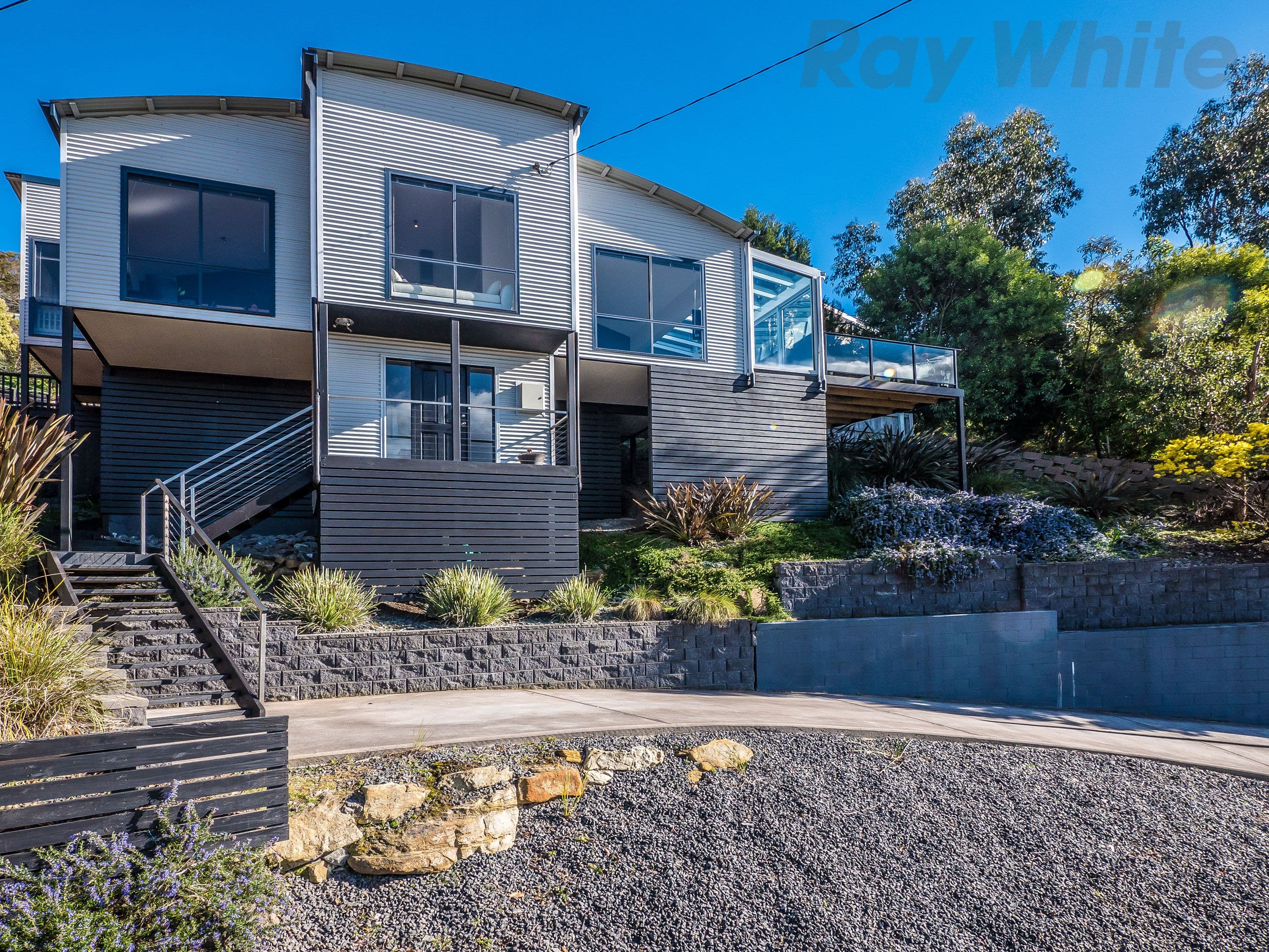 15 Clift Street, Mount Stuart TAS 7000, Mount Stuart - Thumbnail 3
