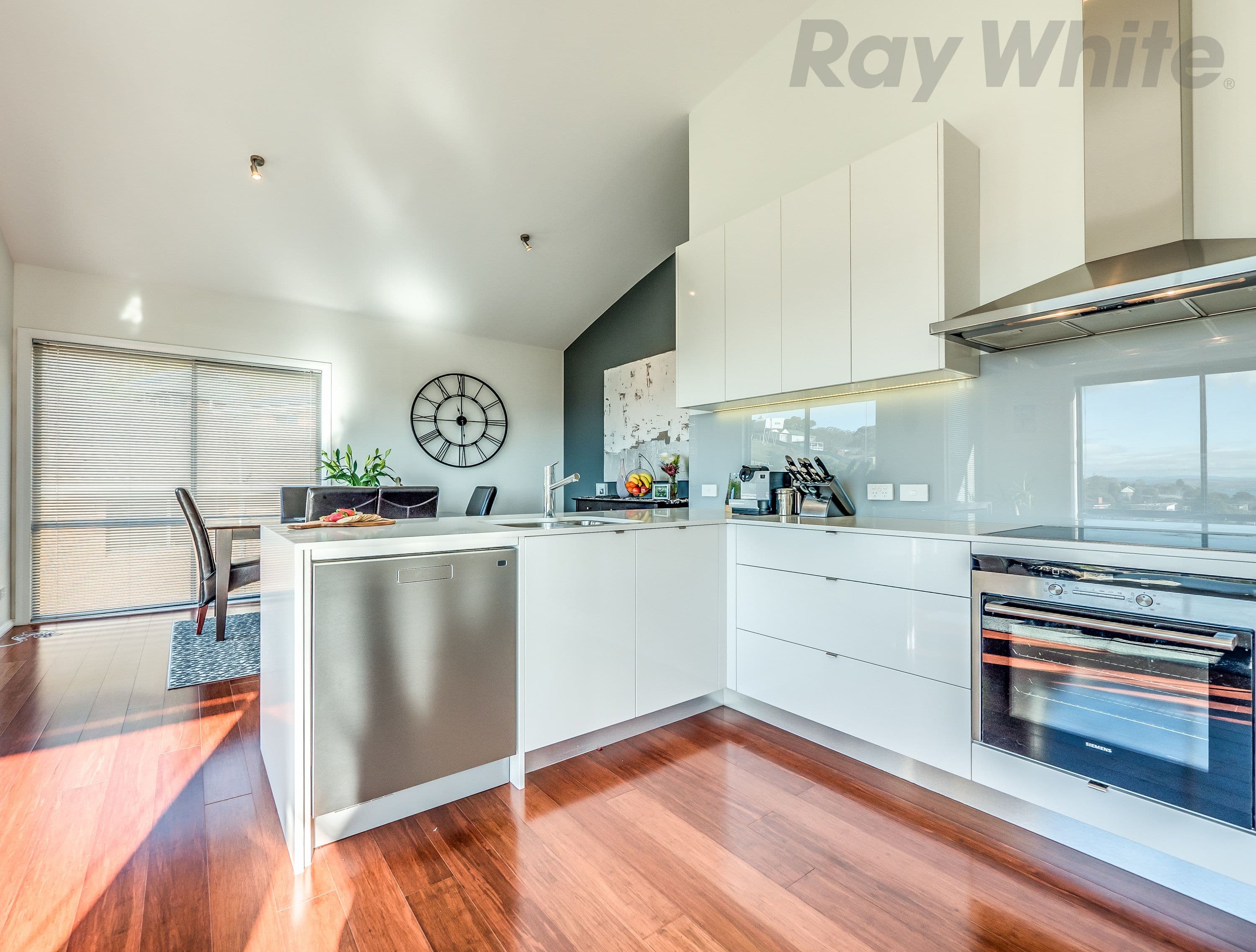 15 Clift Street, Mount Stuart TAS 7000, Mount Stuart - Thumbnail 8