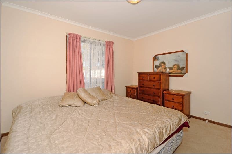 3 Amaroo Place, QUEANBEYAN NSW 2620, Queanbeyan - Thumbnail 6