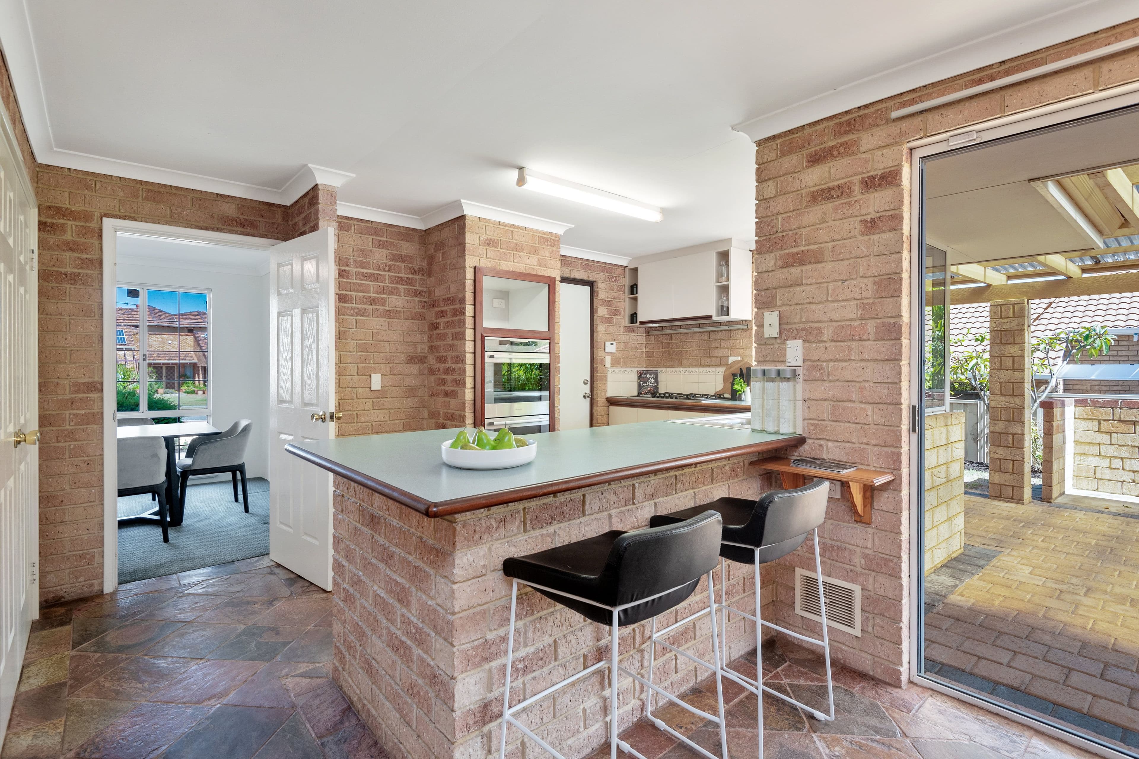 84 Seacrest Drive, Sorrento WA 6020, Sorrento - Thumbnail 7