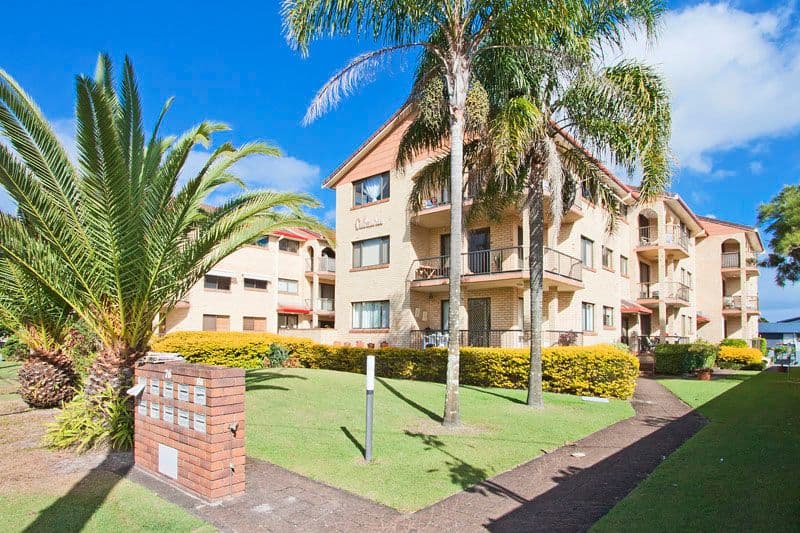 76 Coolangatta Road, COOLANGATTA QLD 4225, Coolangatta - Thumbnail 2