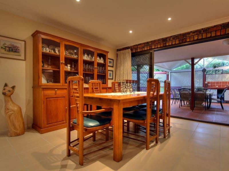 19 Brooklands Street, EIGHT MILE PLAINS QLD 4113, Eight Mile Plains - Thumbnail 4