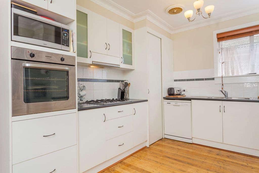 17 Talpa Crescent, CORIO VIC 3214, Corio - Thumbnail 3