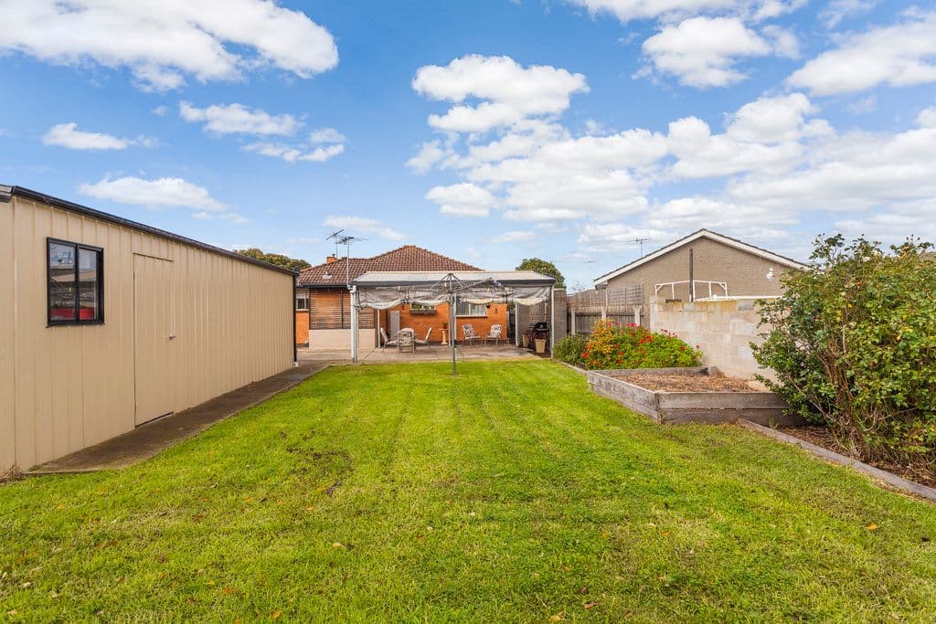 17 Talpa Crescent, CORIO VIC 3214, Corio - Thumbnail 6