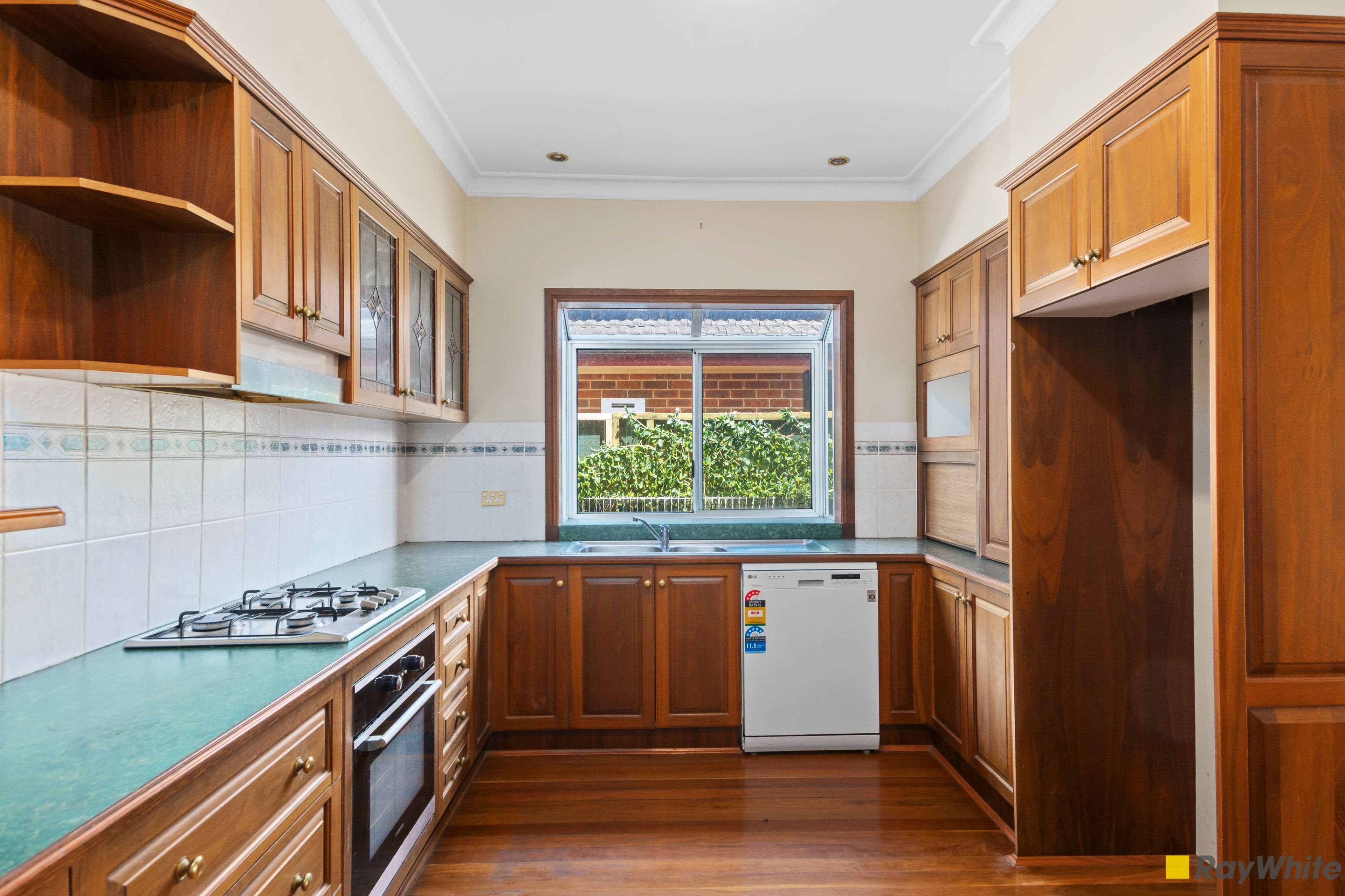 8 Kent Street, Bellambi NSW 2518, Bellambi - Thumbnail 2