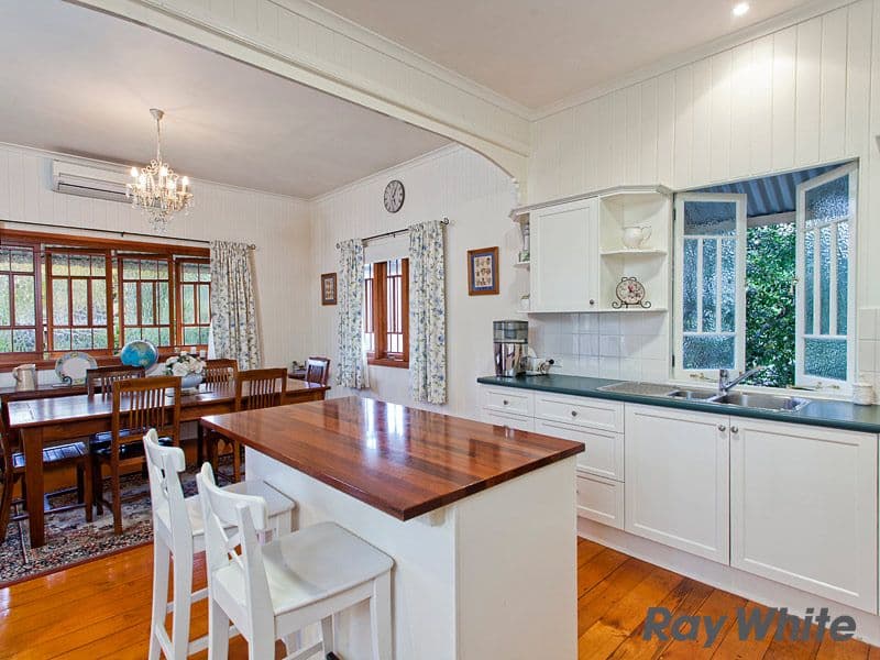 188 Evelyn Street, GRANGE QLD 4051, Grange - Thumbnail 2