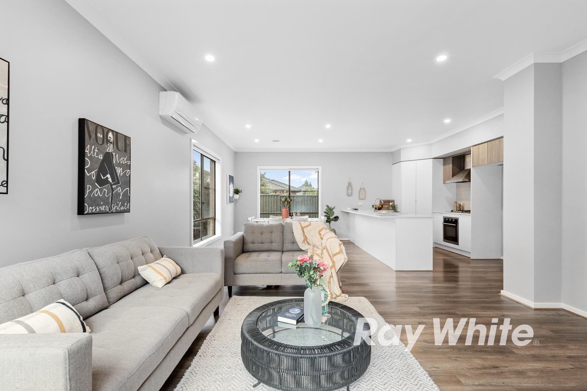 37 Creekwood Way, COBBLEBANK VIC 3338, Cobblebank - Thumbnail 5