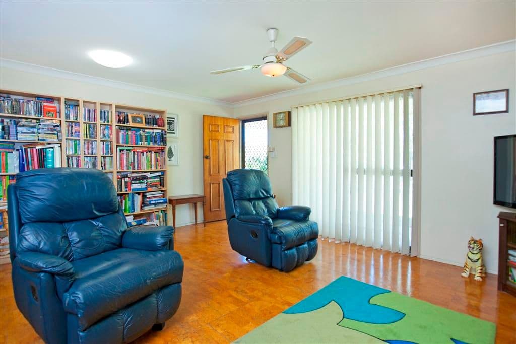 126 Burbank Road, BIRKDALE QLD 4159, Birkdale - Thumbnail 4