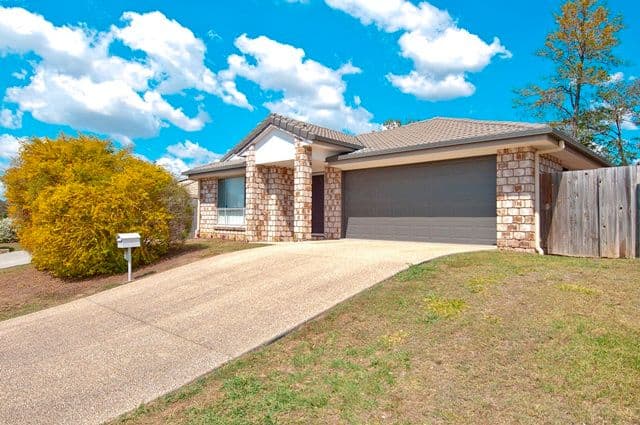 7 Highfields Court, LOGANLEA QLD 4131, Loganlea - Image 1
