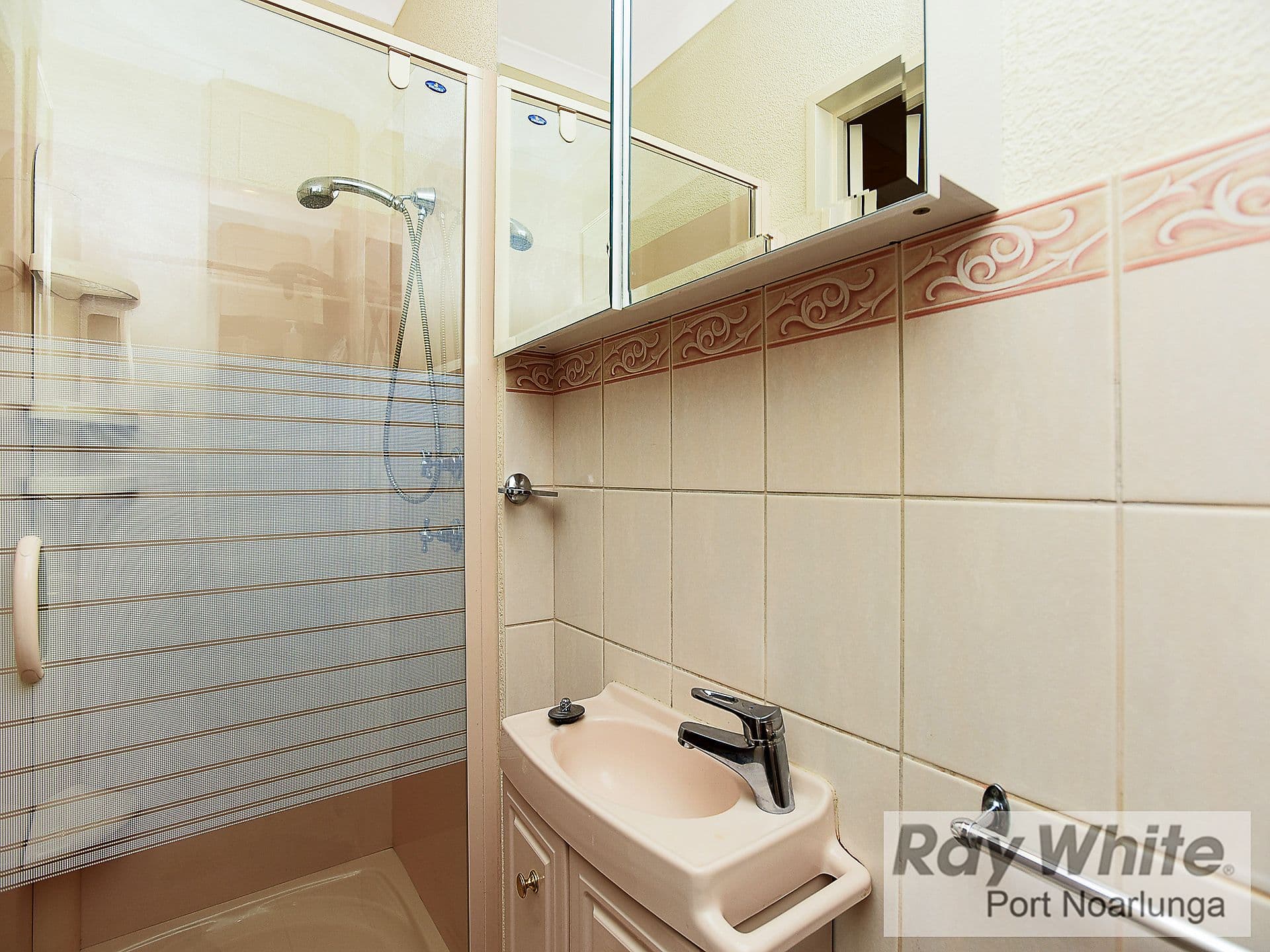 8 Blueridge Road, Hackham West SA 5163, Hackham West - Thumbnail 4