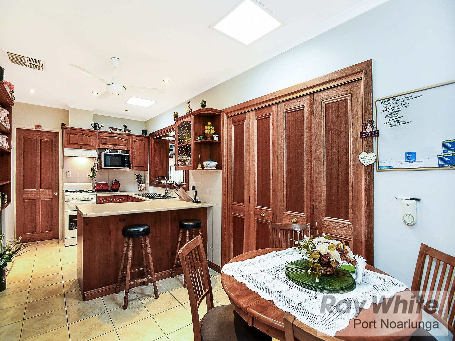 8 Blueridge Road, Hackham West SA 5163, Hackham West - Thumbnail 8