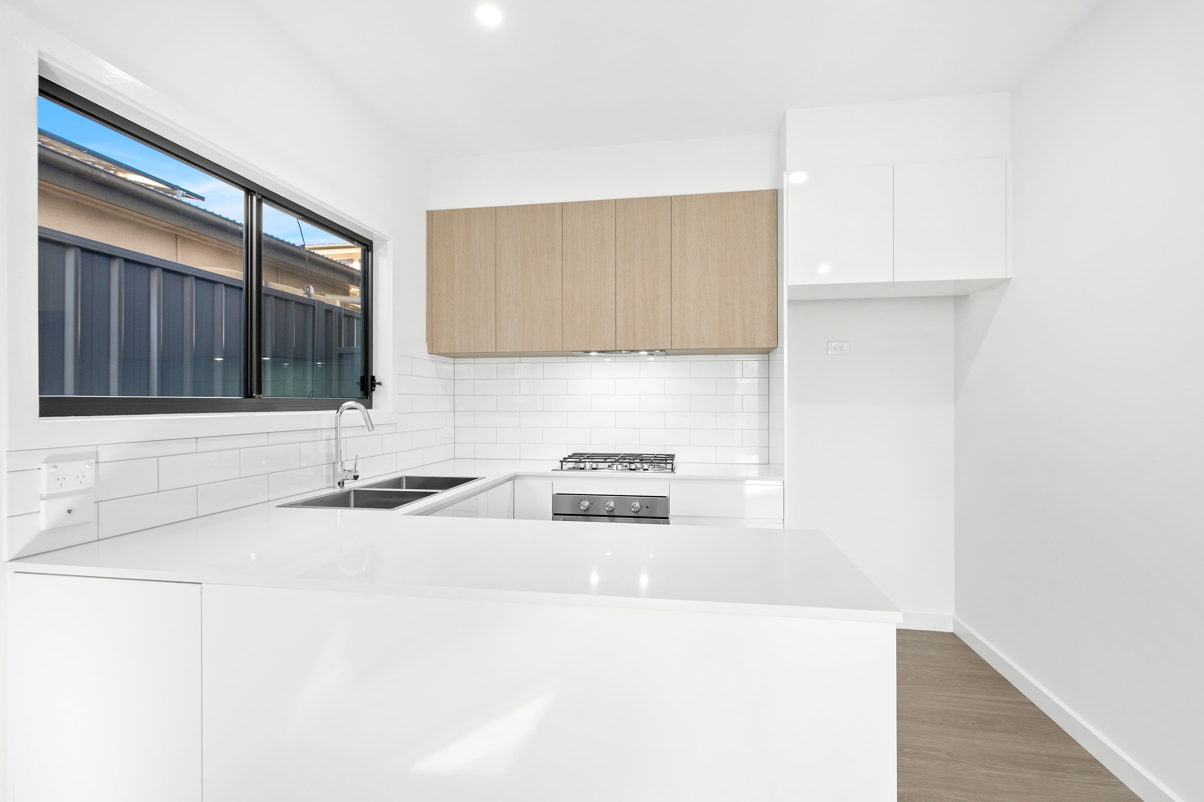 10 Hopetoun Street, Oak Flats NSW 2529, Oak Flats - Thumbnail 3