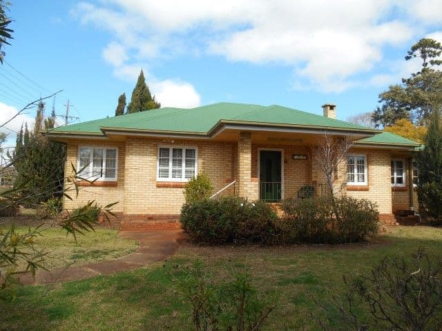98 Stephen Street, HARRISTOWN QLD 4350, Harristown - Thumbnail 2