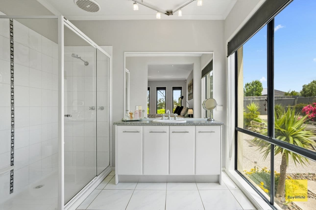 1 Olea Court, Hamlyn Heights VIC 3215, Hamlyn Heights - Thumbnail 8