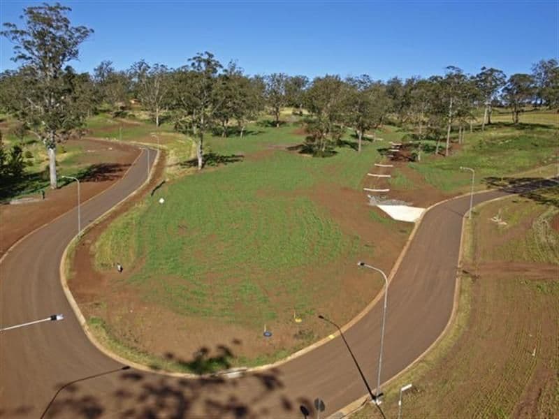 3 Anna Maria Street, BLUE MOUNTAIN HEIGHTS QLD 4350, Blue Mountain Heights - Thumbnail 3