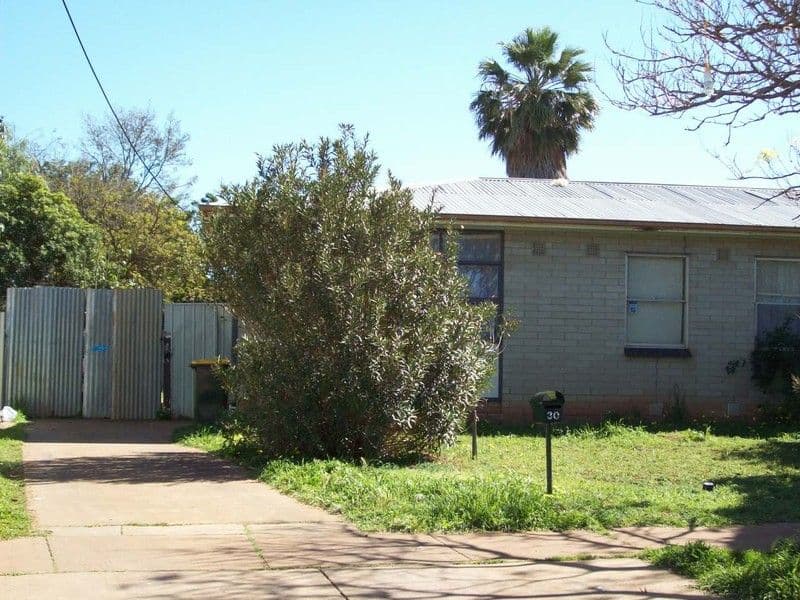 30 Roberts Crescent, SMITHFIELD PLAINS SA 5114, Smithfield Plains - Image 1
