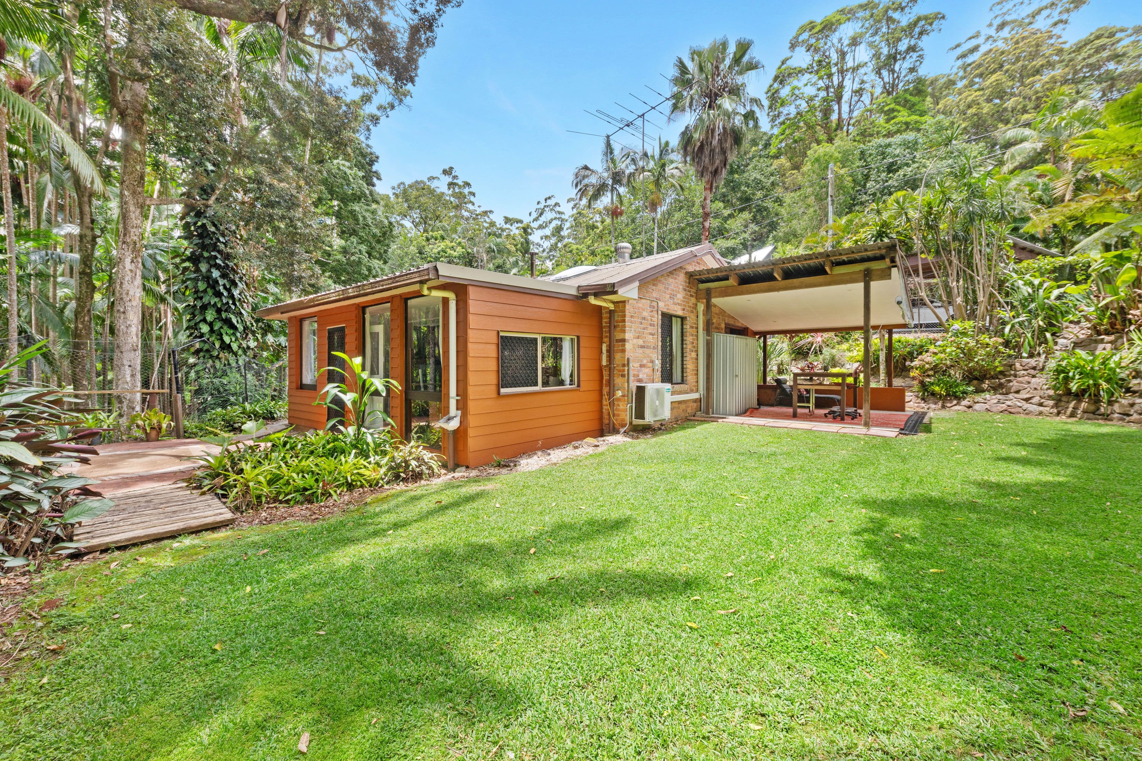 14 Forsythia Drive, Tamborine Mountain QLD 4272, Tamborine Mountain - Thumbnail 2