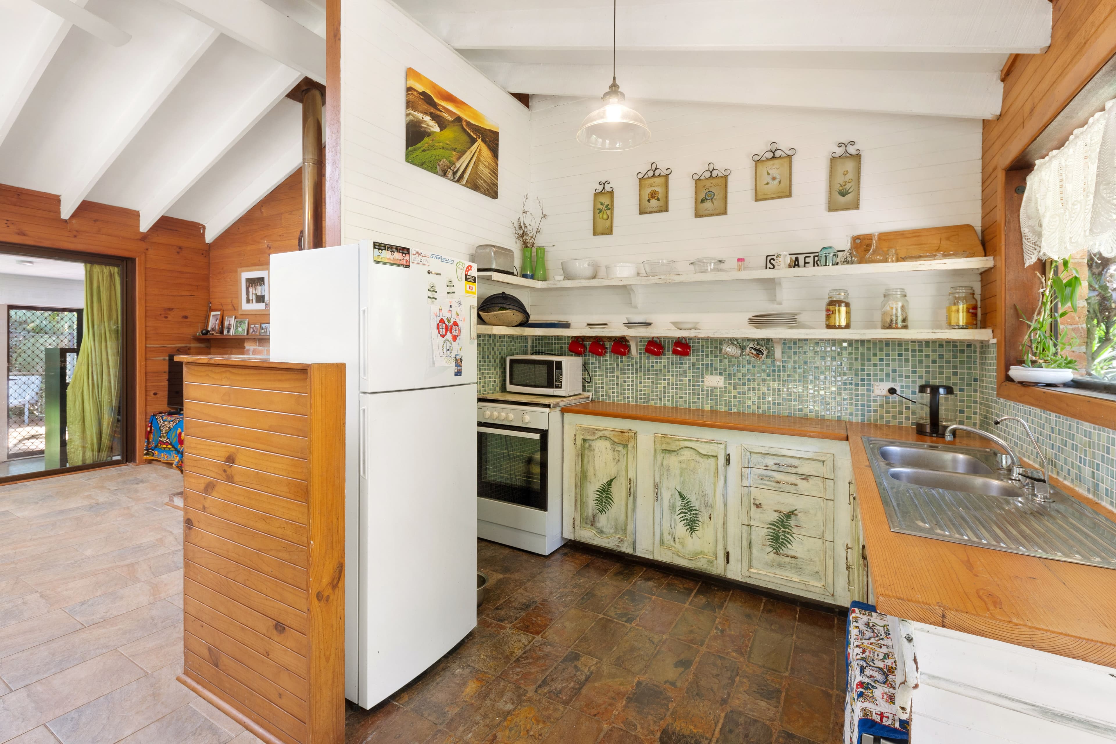 14 Forsythia Drive, Tamborine Mountain QLD 4272, Tamborine Mountain - Thumbnail 4