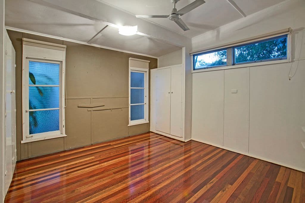 4 Philp Parade, TWEED HEADS SOUTH NSW 2486, Tweed Heads South - Thumbnail 4