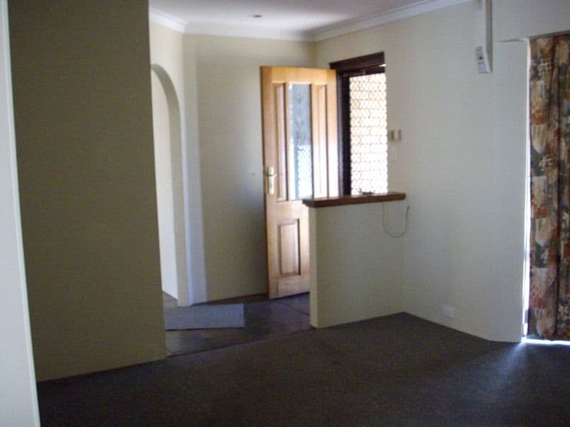 77 Ashburton Road, GOSNELLS WA 6110, Gosnells - Thumbnail 2