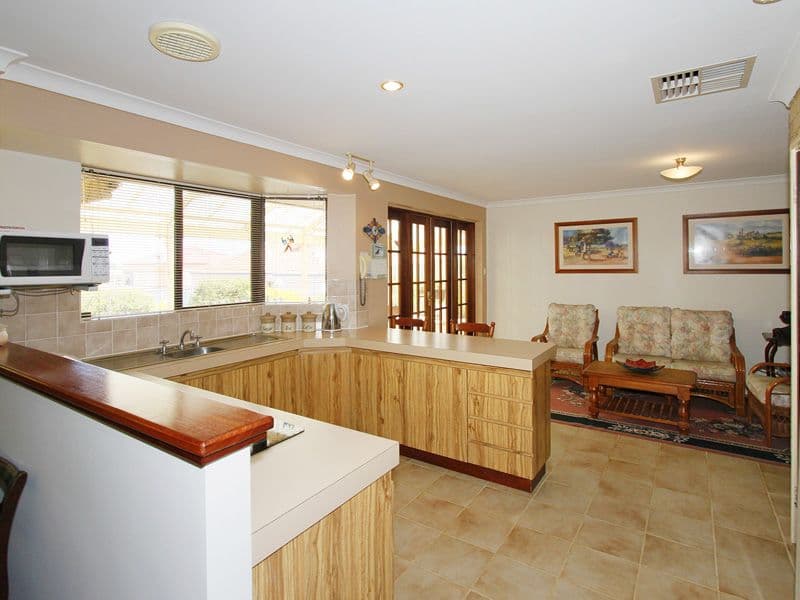 2 Skipper Place, BALLAJURA WA 6066, Ballajura - Thumbnail 7