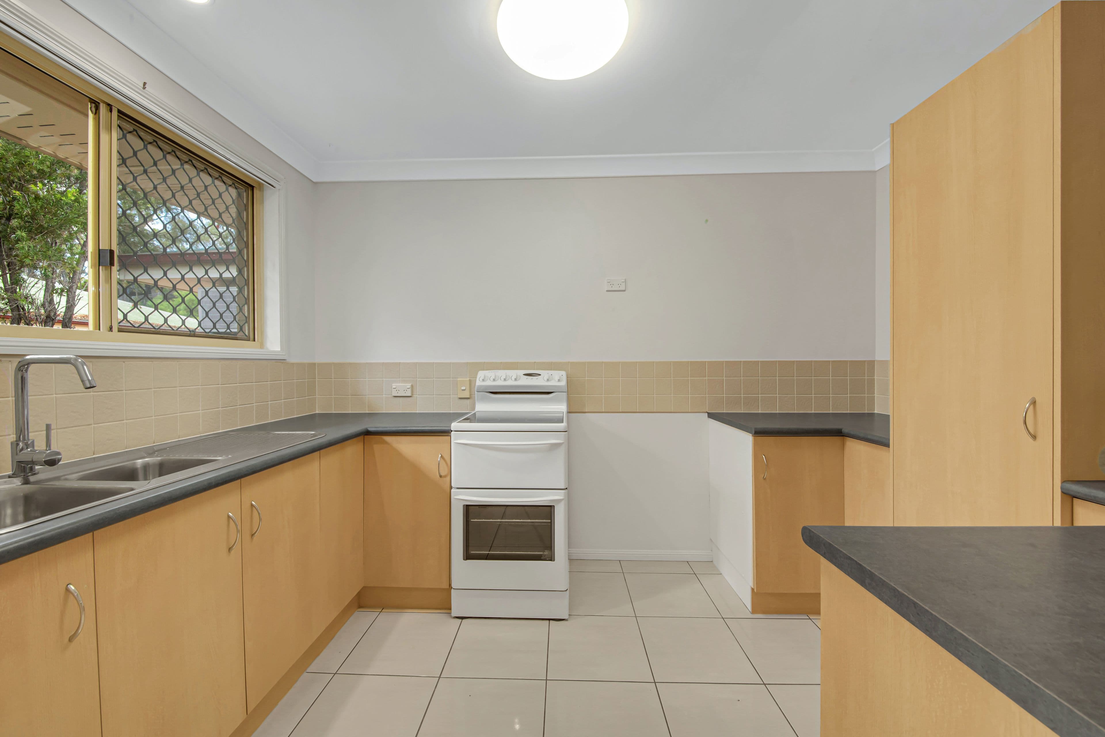 23 Shaw Street, New Auckland QLD 4680, New Auckland - Thumbnail 7
