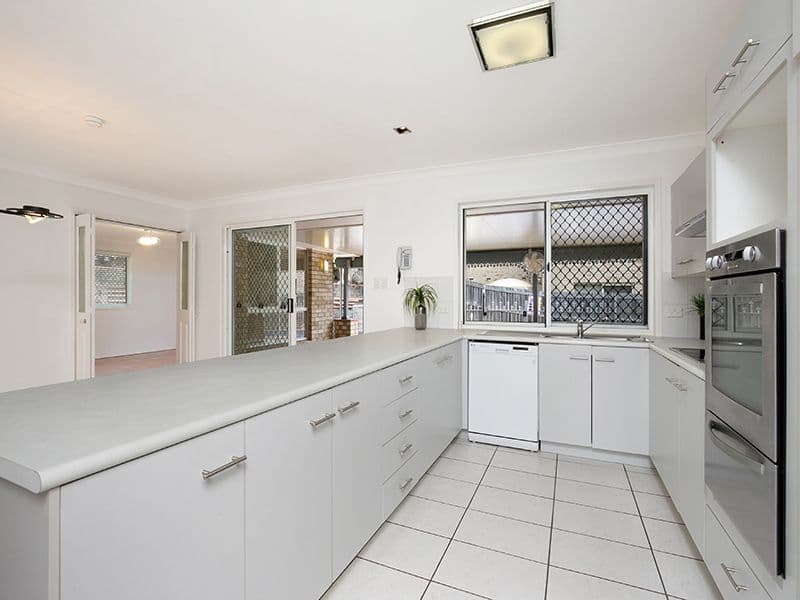 19 Kununurra Crescent, Shailer Park QLD 4128, Shailer Park - Thumbnail 4